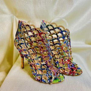 ❤️ For Shoe LOVERS! Zigisoho High Heels Covered in beautiful crystals. Size 7.5